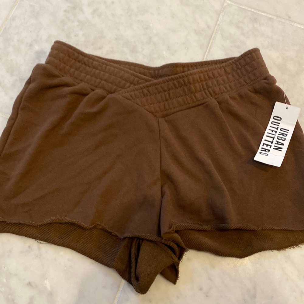 Crossover shorts brown